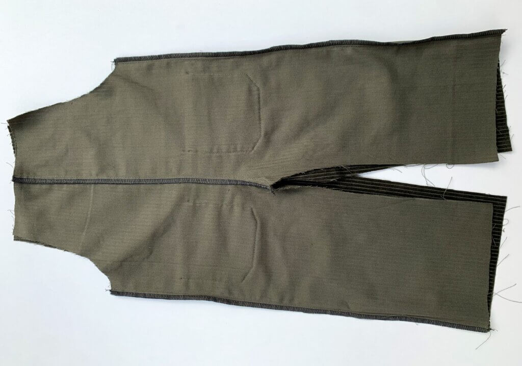 Schnittmuster Latzhose