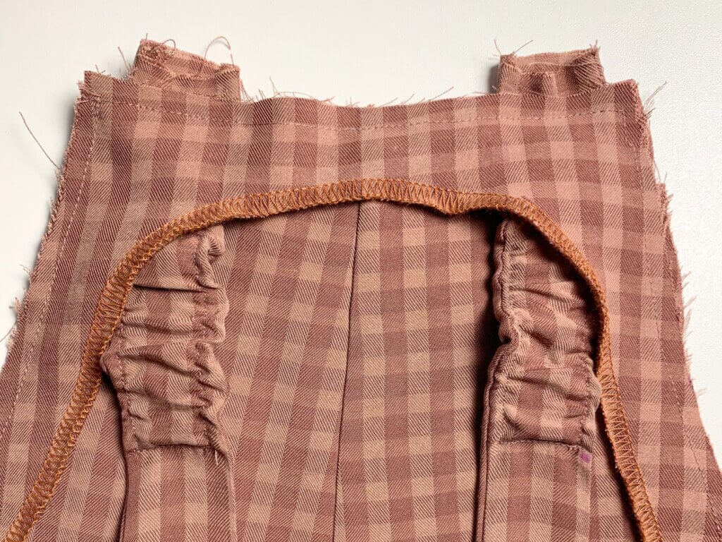 Schnittmuster Latzhose