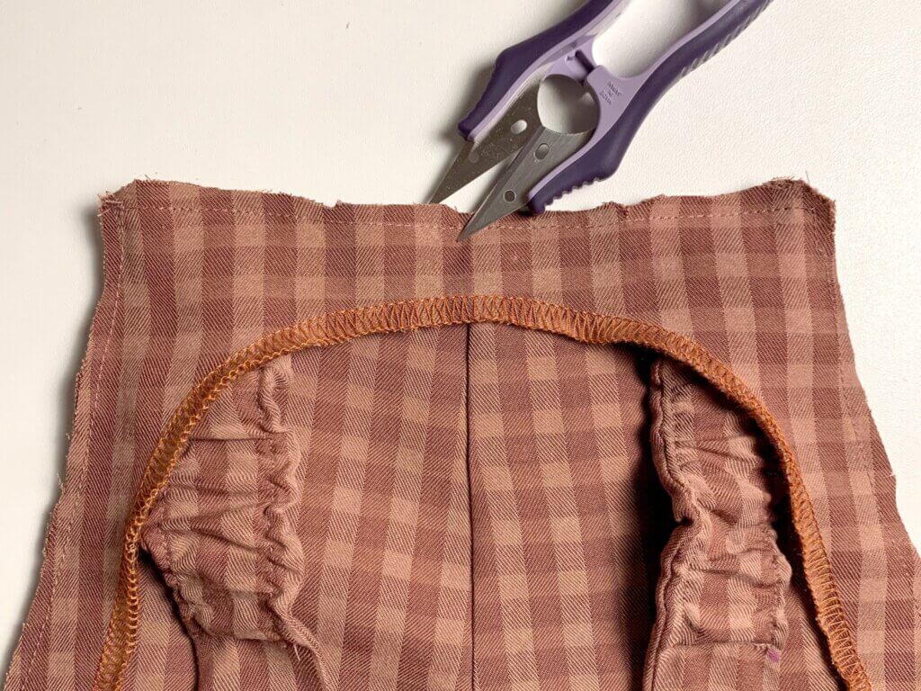 Schnittmuster Latzhose
