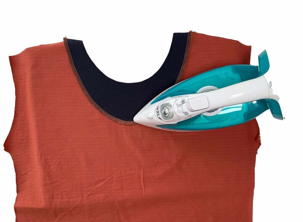 Sommershirt mit Rückenpasse – Schnittmuster Shirt Damen