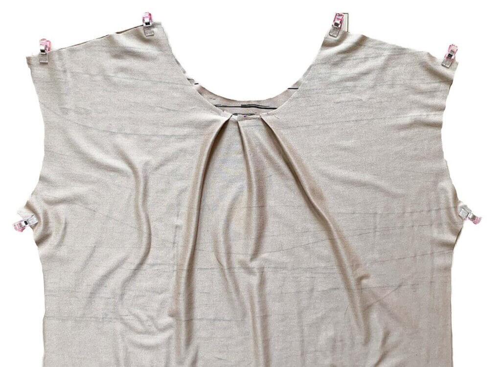 Sommershirt mit Rückenpasse – Schnittmuster Shirt Damen